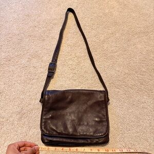 GENUINE LEATHER CHOCOLATE BROWN CROSSBODY PURSE 🤎